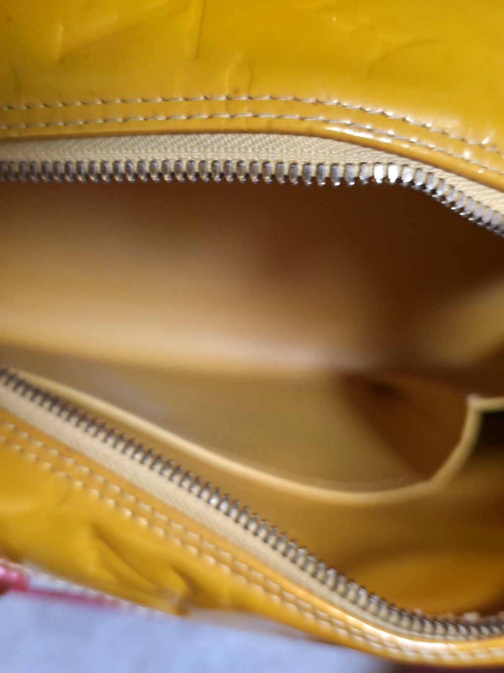 Louis Vuitton Yellow Monogram Vernis Thompkins Square Bowling Top Handle Tote - Picture 7 of 10